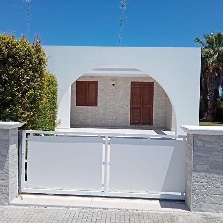 Dimora Alfas Torre Dell'Orso Villaggio Torre Saracena Exterior foto